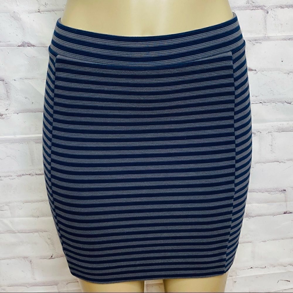 Madewell Textured Blue and Gray Stripe Stretch Pull On Pencil skirt Size XS